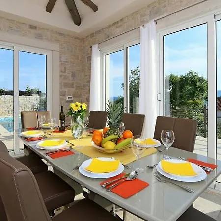 Lurda Villa Linardići