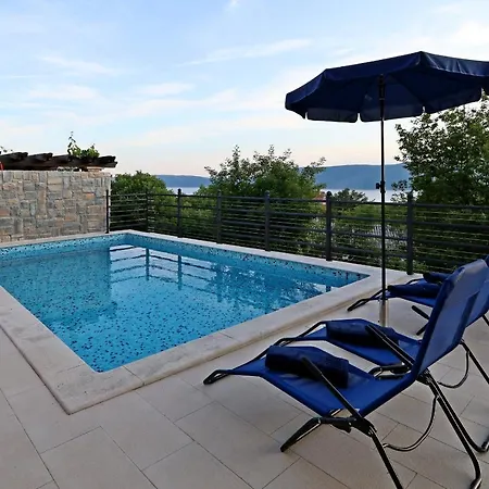 Lurda Villa Linardići